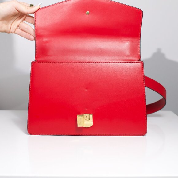 Gucci Hibiscus Red Sylvie Small Shoulder Bag - Picture 12 of 16
